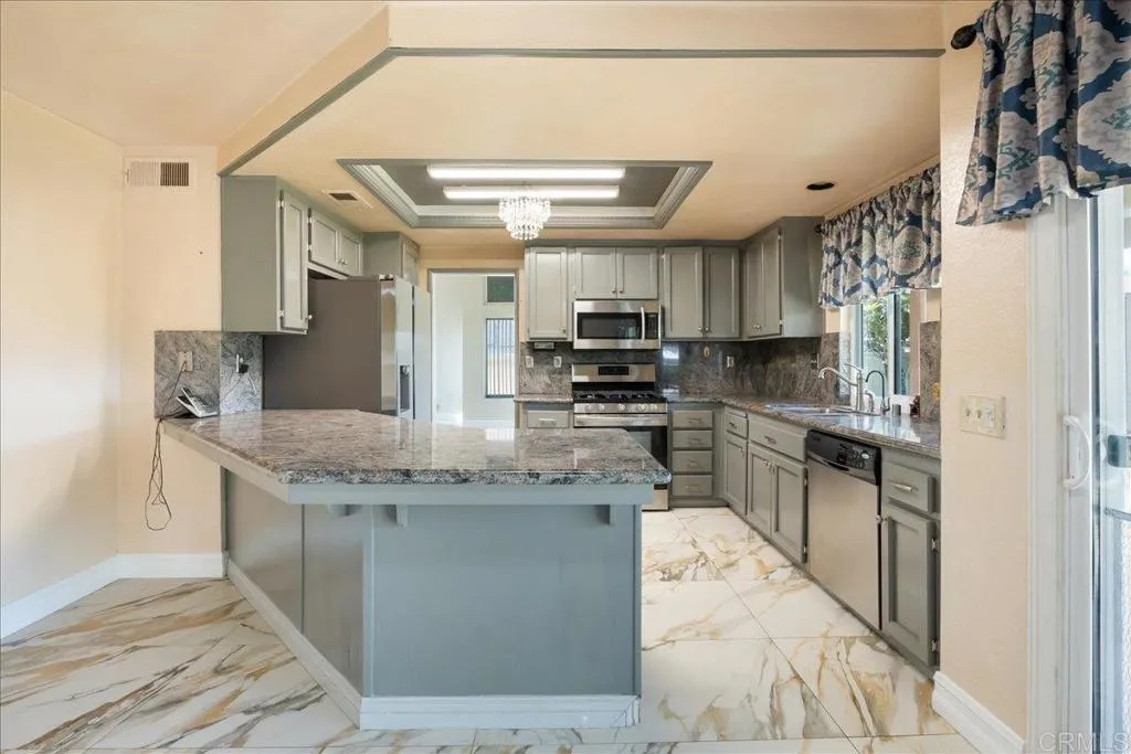Photo #9: PTP2506512 Listing: Photo #9