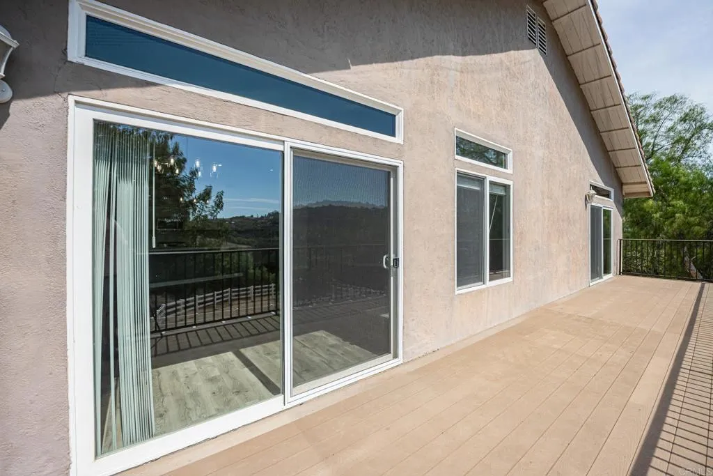 https://cdn.realtyfeed.com/cdn/127/306528545/f8381f1fa16c7fa38766202fae409b30.webp