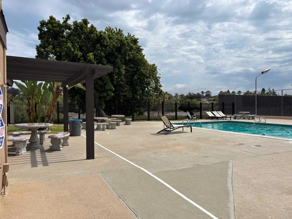 https://cdn.realtyfeed.com/cdn/127/306528612/1644e1fa41dc8bad39e5a1402a7ca470.webp