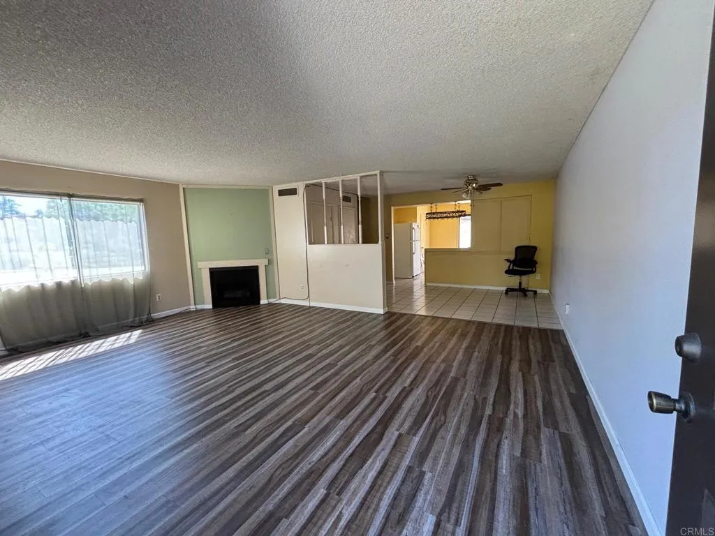 https://cdn.realtyfeed.com/cdn/127/306528612/c6179a0c926dc5ba6e443abd550f38a2.webp