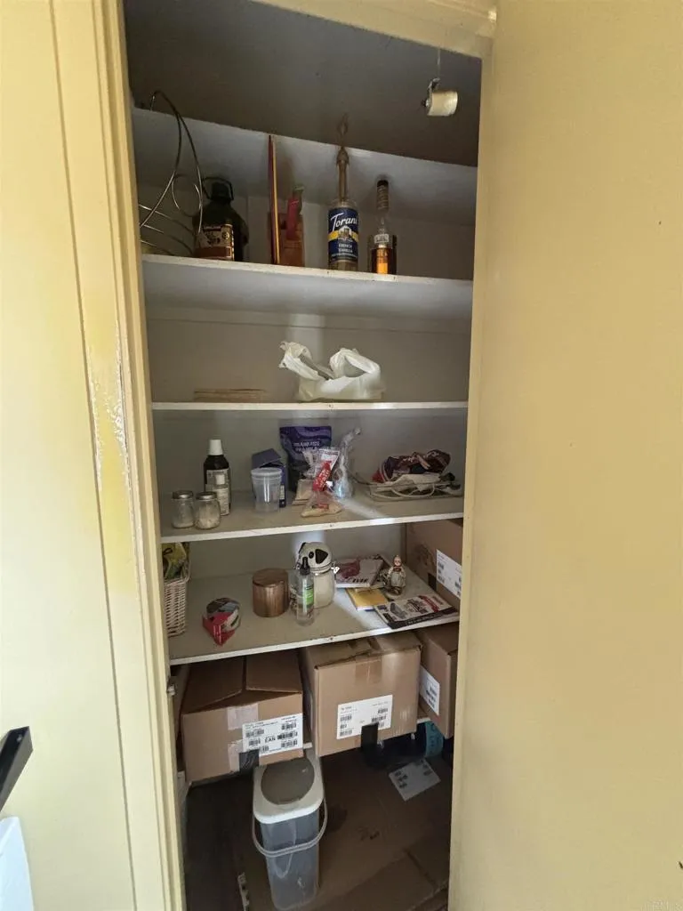 https://cdn.realtyfeed.com/cdn/127/306528612/d54f2c368d8873fe95ccb088a040d094.webp
