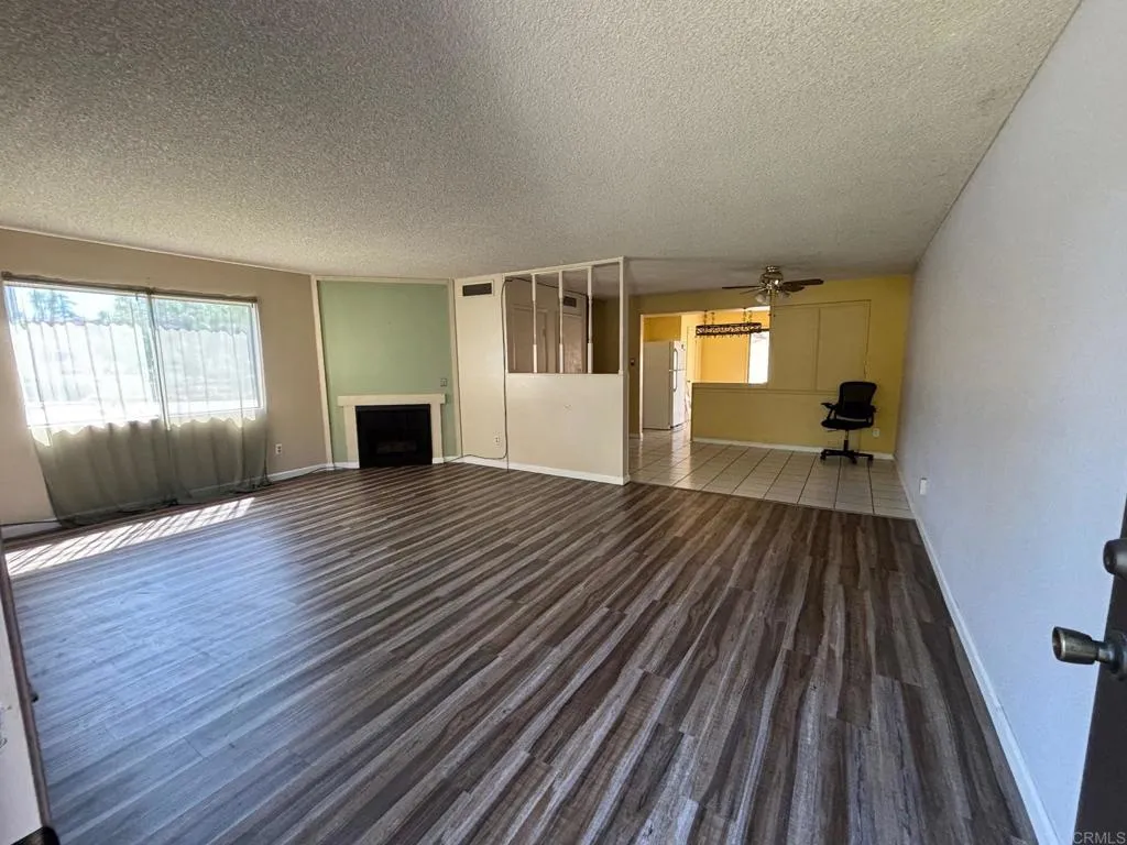 https://cdn.realtyfeed.com/cdn/127/306528612/fdbd1a8fed2ea5114f7ccdc3e853d016.webp