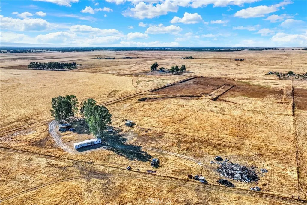 20810 Shawn, Red Bluff, CA 96080 - Photo 5 of 11, Red Bluff, CA
