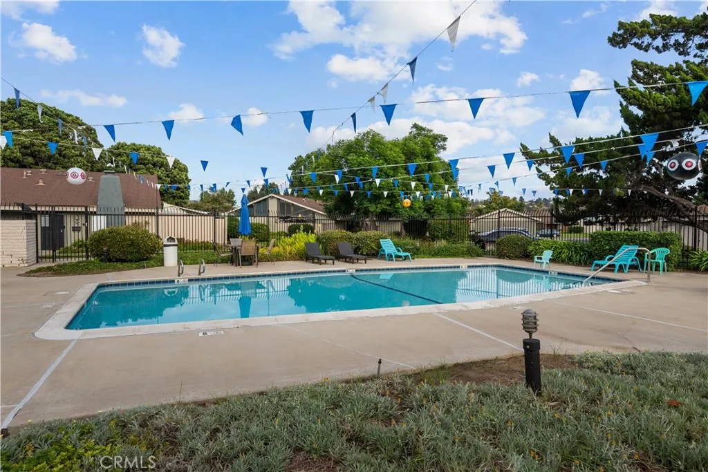 Photo #3: CV25192304 Listing 