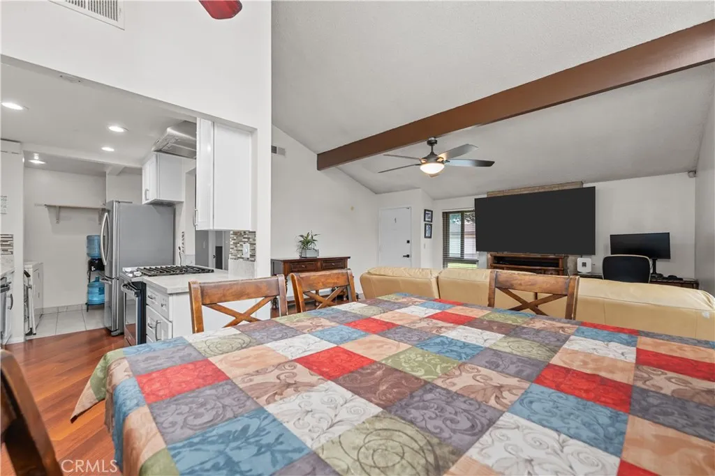 https://cdn.realtyfeed.com/cdn/127/306528688/adcc0a952437c05b734667ac536143d4.webp