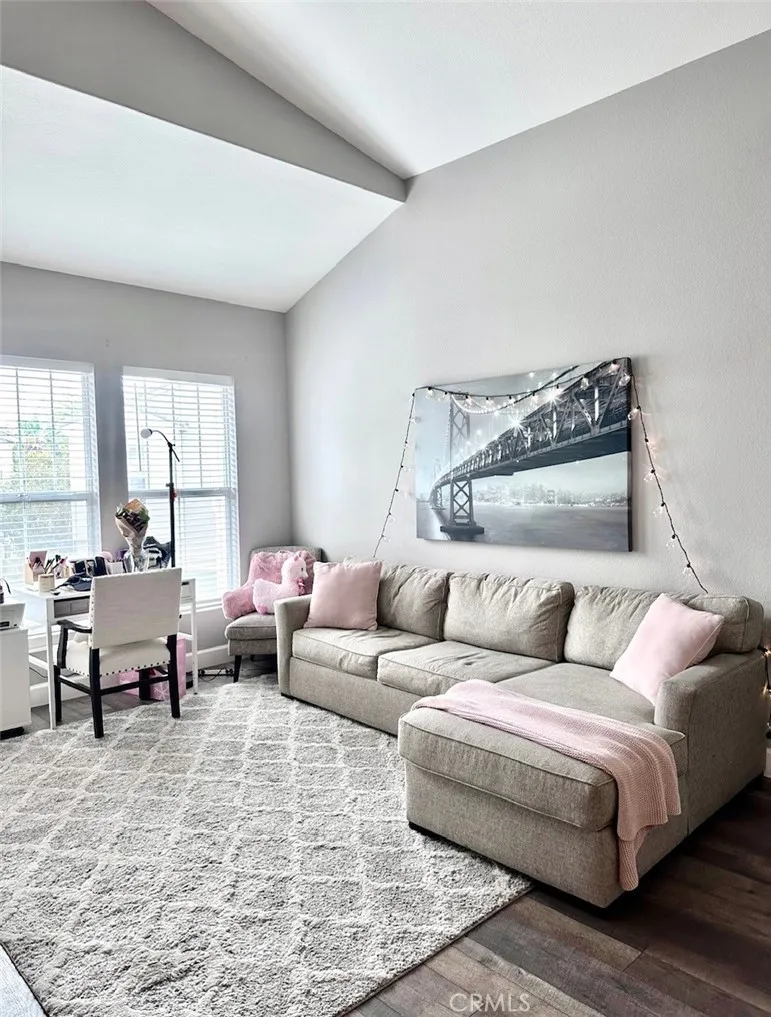 https://cdn.realtyfeed.com/cdn/127/306528806/a688c9d259d79409a9bda129770786e4.webp