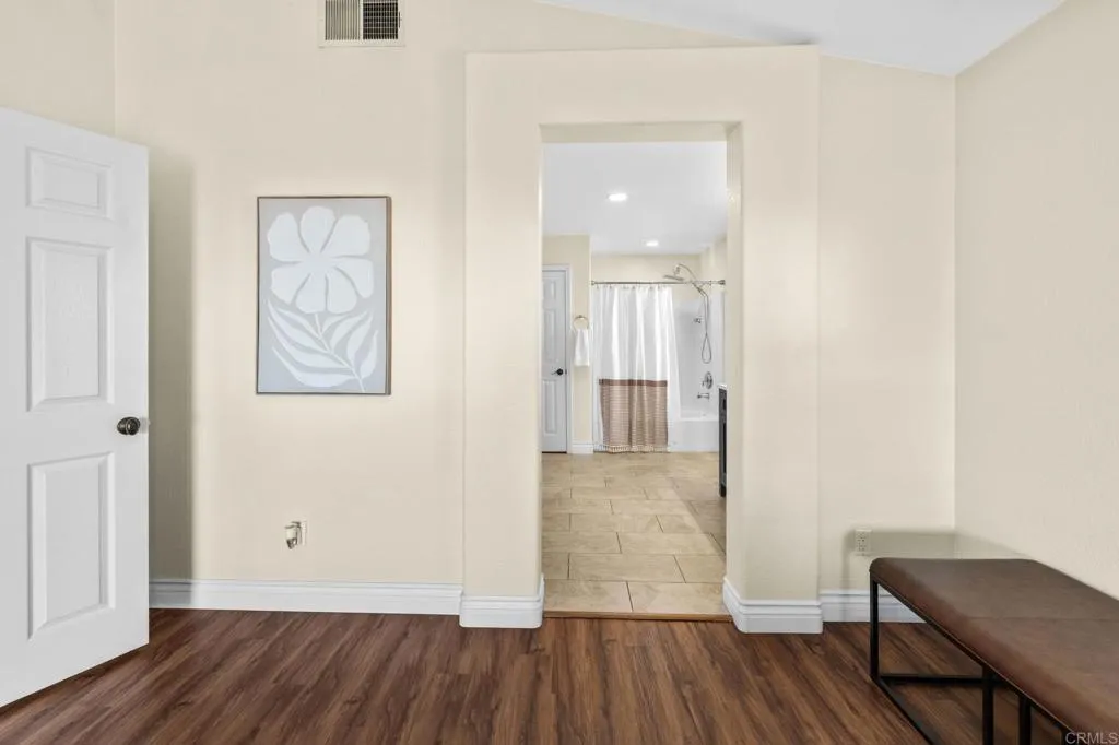 https://cdn.realtyfeed.com/cdn/127/306528871/09a0c2c6b0a9102c97295852e496ff0e.webp