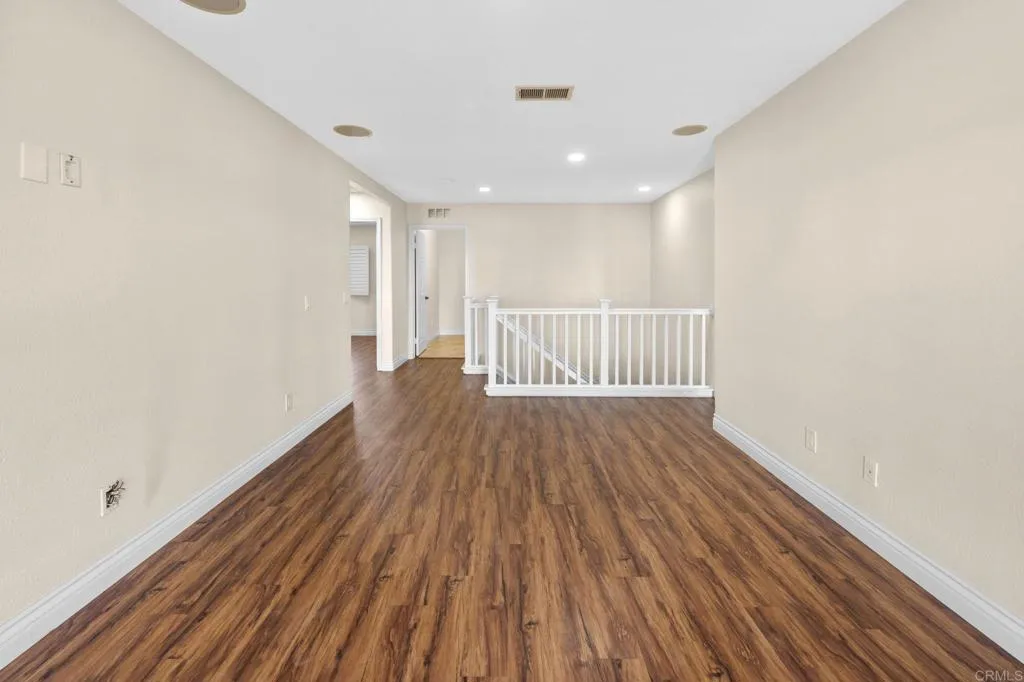 https://cdn.realtyfeed.com/cdn/127/306528871/0e4f4aa2177d607f52de14498908e984.webp