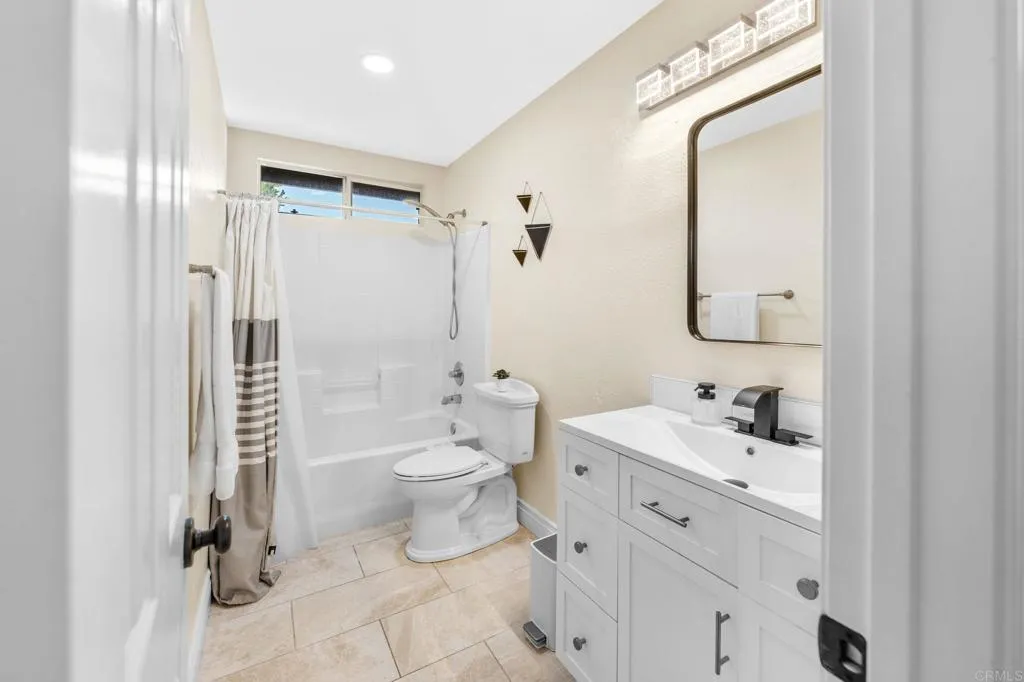 https://cdn.realtyfeed.com/cdn/127/306528871/2a466c030f06fbd322ffa4cfc2582998.webp