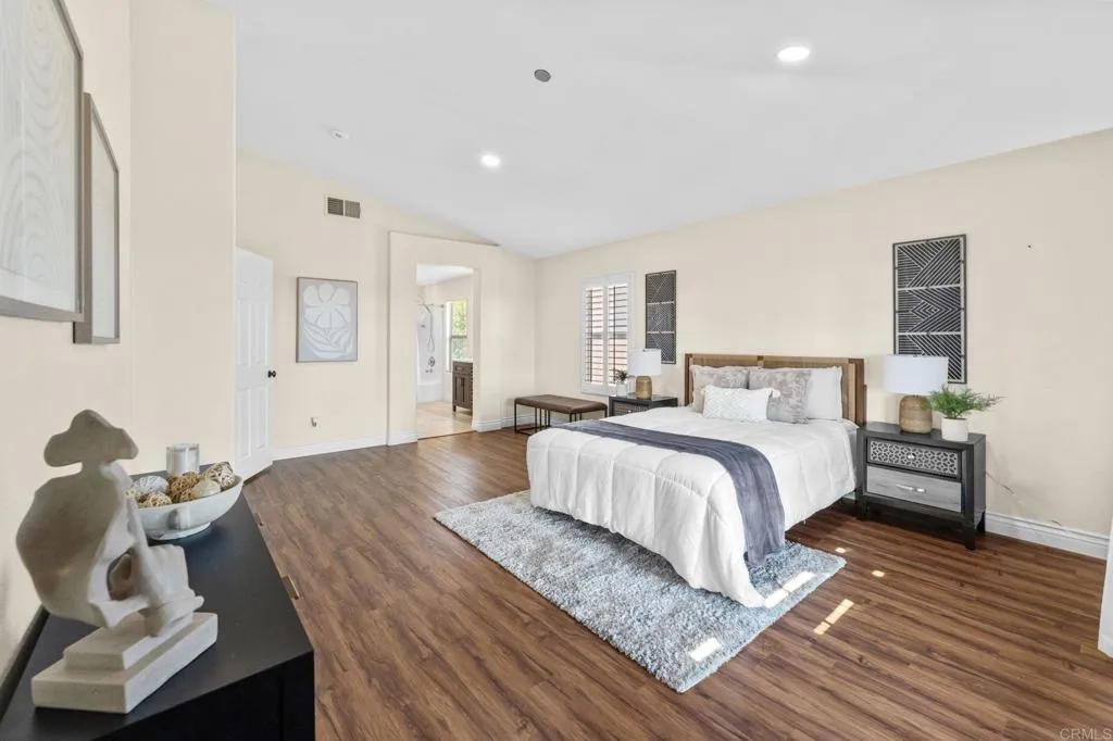 https://cdn.realtyfeed.com/cdn/127/306528871/3367fbad277bc99a102e088da75769be.webp