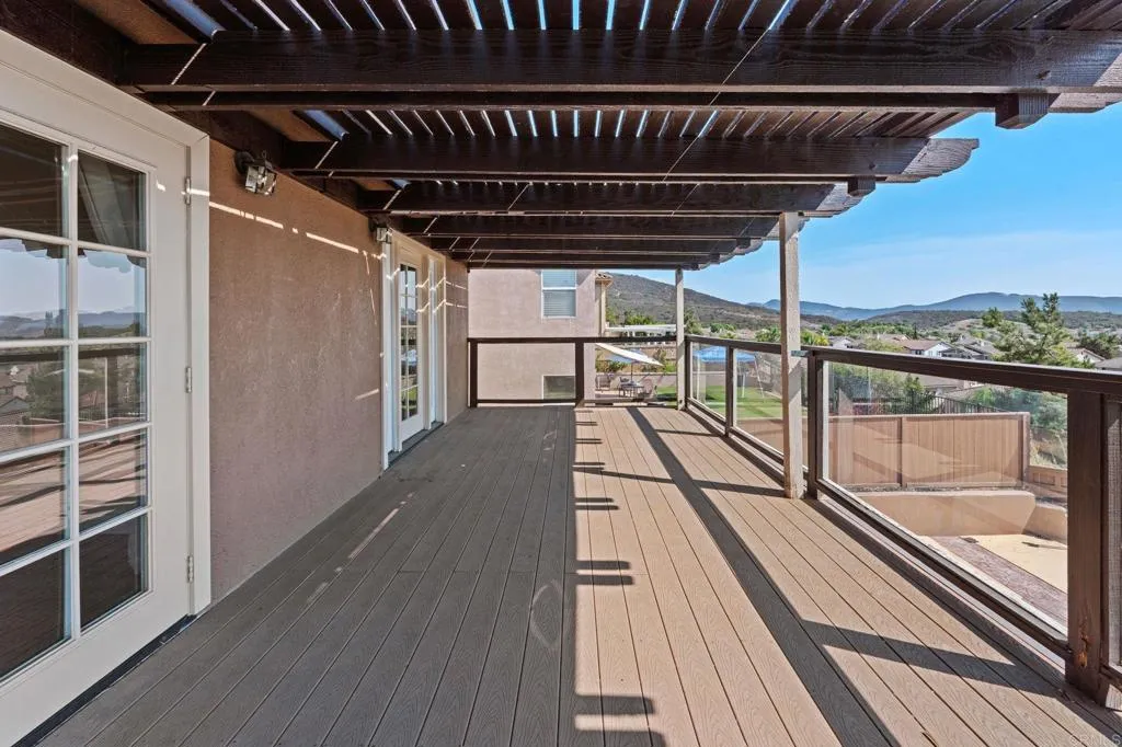 https://cdn.realtyfeed.com/cdn/127/306528871/4ee3bf3aef80a1ff252ff20e541b5422.webp
