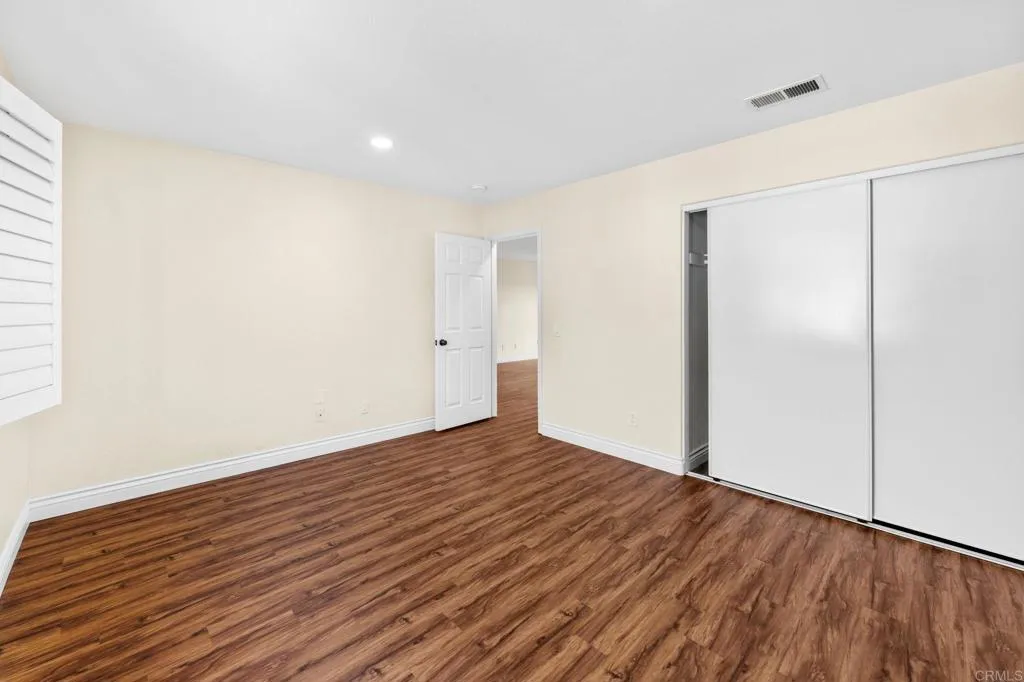 https://cdn.realtyfeed.com/cdn/127/306528871/6a942c87694d547c481a3dbad5a3c71d.webp