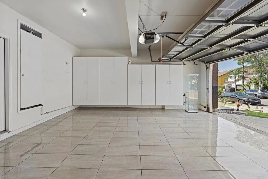 https://cdn.realtyfeed.com/cdn/127/306528871/8cd2594263e77555287de2abc3ea4f96.webp