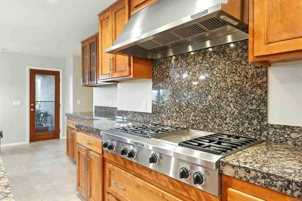 https://cdn.realtyfeed.com/cdn/127/306528924/4a80d6968704978154a93ec2ec7f5dde.webp