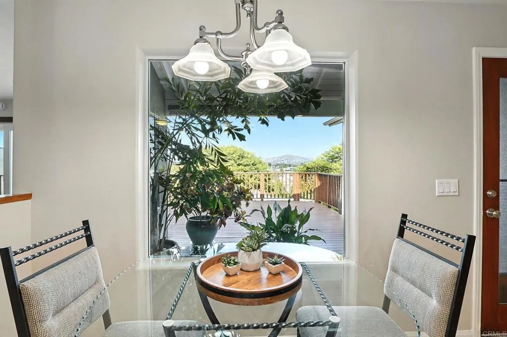 https://cdn.realtyfeed.com/cdn/127/306528924/64d18841019a8526cbe923c846d1f24c.webp