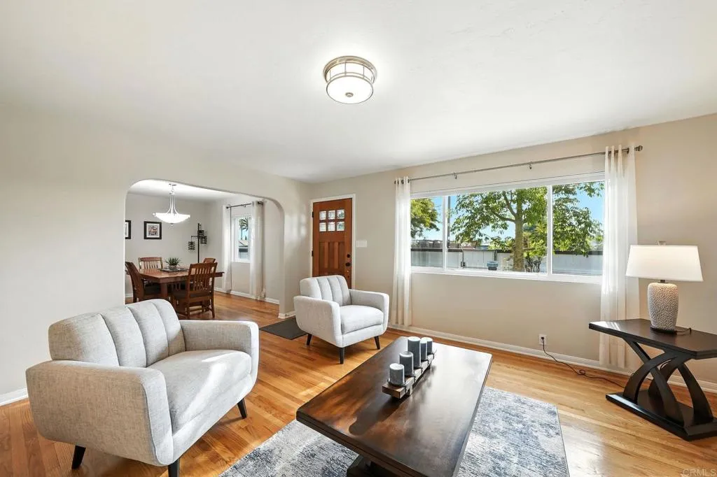 https://cdn.realtyfeed.com/cdn/127/306528924/7c4130d768de06caa66c09639134e903.webp