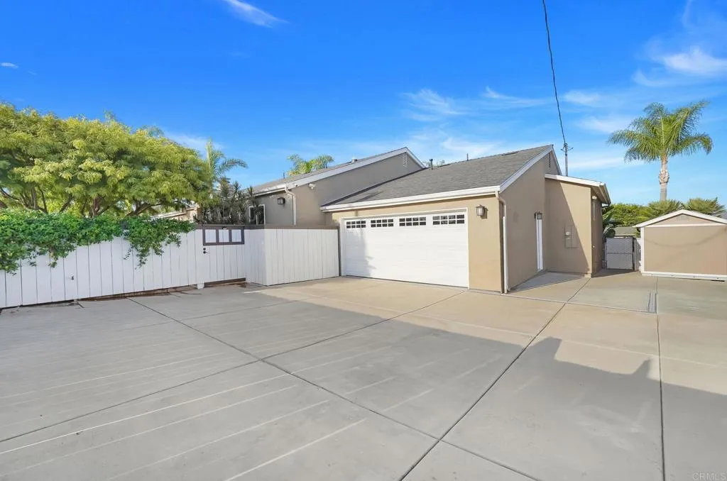 https://cdn.realtyfeed.com/cdn/127/306528924/ccc905fadcc971d8df722b85999ca5c4.webp