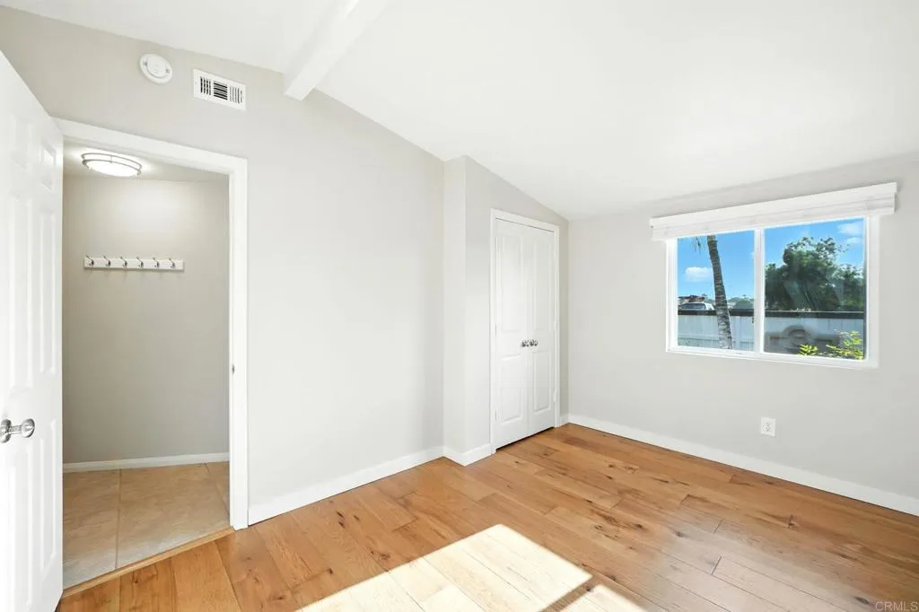 https://cdn.realtyfeed.com/cdn/127/306528924/d5261491cb4b5594edd45bb709afd4ab.webp
