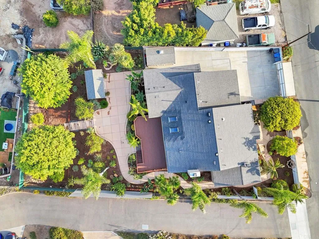 https://cdn.realtyfeed.com/cdn/127/306528924/fa38fe5340f78638e62a5a3b09ba19c9.webp