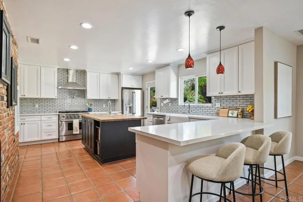 https://cdn.realtyfeed.com/cdn/127/306528958/0dd464a732e4763e6f4243bfd1797704.webp
