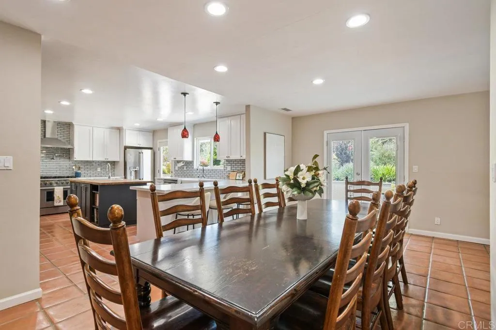 https://cdn.realtyfeed.com/cdn/127/306528958/1f0db957261bb0a284f84b98f14a8016.webp