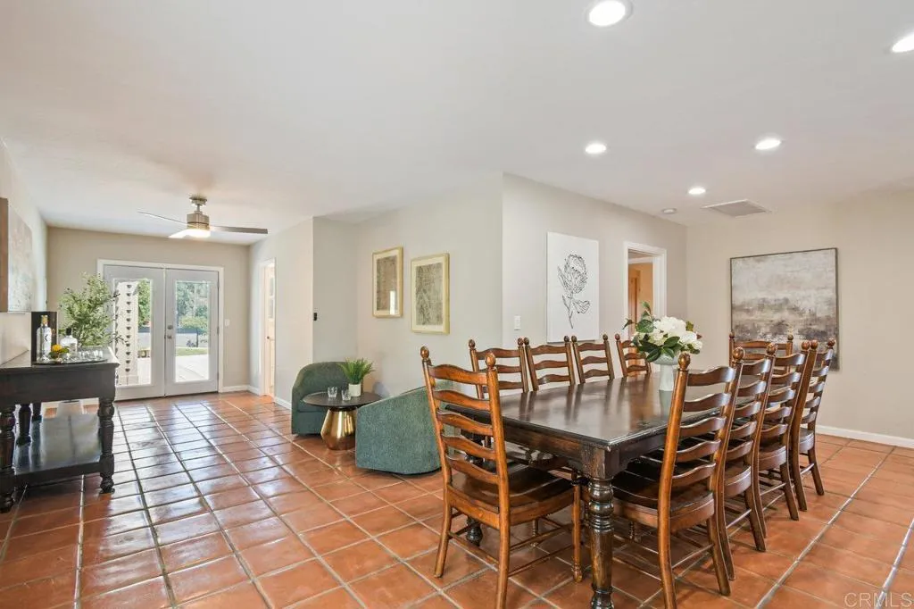 https://cdn.realtyfeed.com/cdn/127/306528958/c2e63b866b5c45824454a5e4fcd227d8.webp
