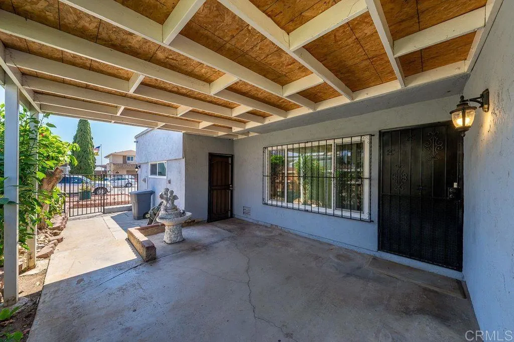 https://cdn.realtyfeed.com/cdn/127/306528990/2b0b2fd8726e1ff2b2e06b39e8839ce7.webp