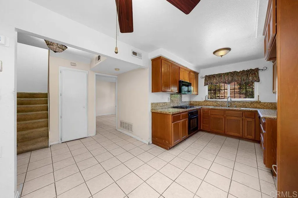 https://cdn.realtyfeed.com/cdn/127/306528990/49d72d6e70c2dfc0fd152b30e7126282.webp