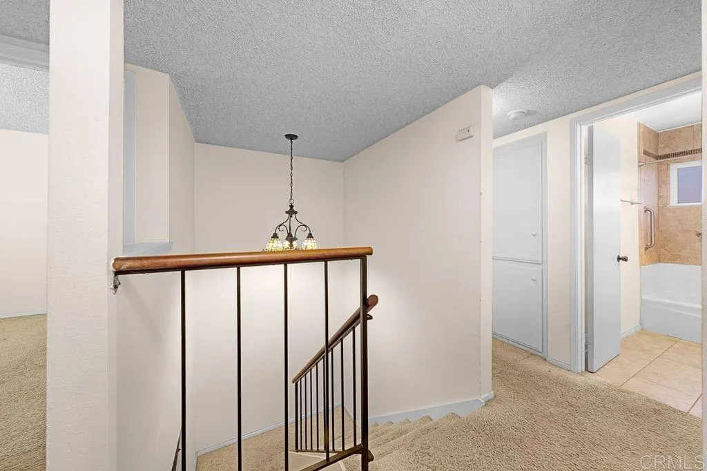 https://cdn.realtyfeed.com/cdn/127/306528990/593df95c788a7737a21b75fd75d009ef.webp