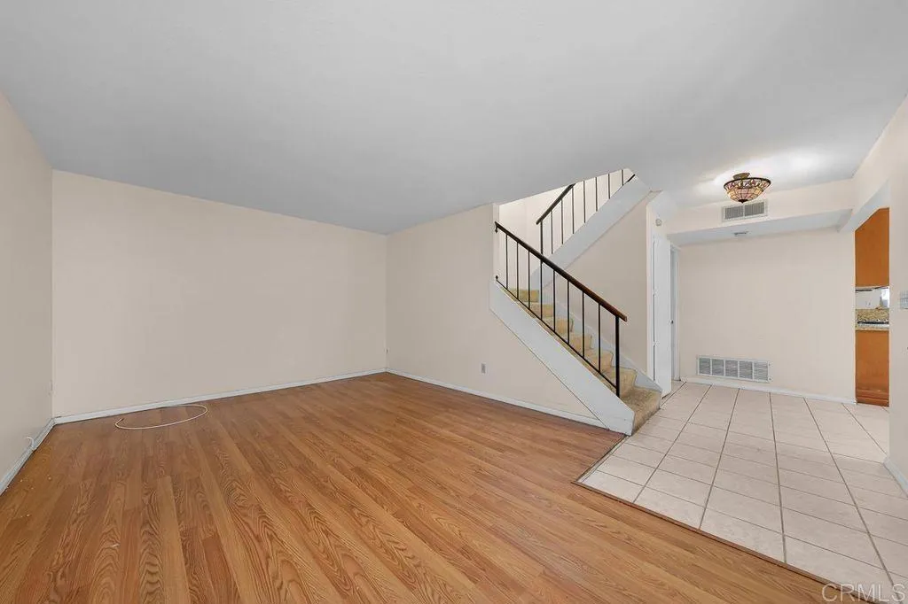 https://cdn.realtyfeed.com/cdn/127/306528990/da63ae5d9abb46dbbe78f531461fe0cf.webp