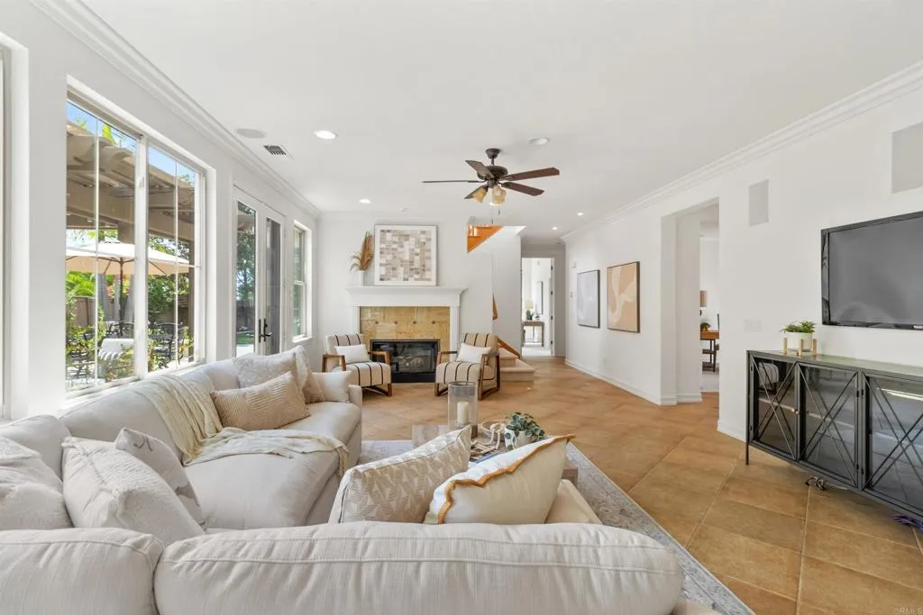 https://cdn.realtyfeed.com/cdn/127/306528992/2aa35255002319e02735e08f28648107.webp