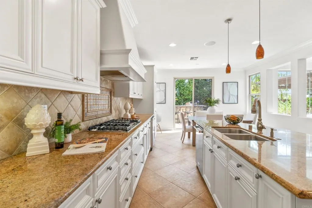 https://cdn.realtyfeed.com/cdn/127/306528992/9b8d8f7c91e23544267445e4ae045b3d.webp