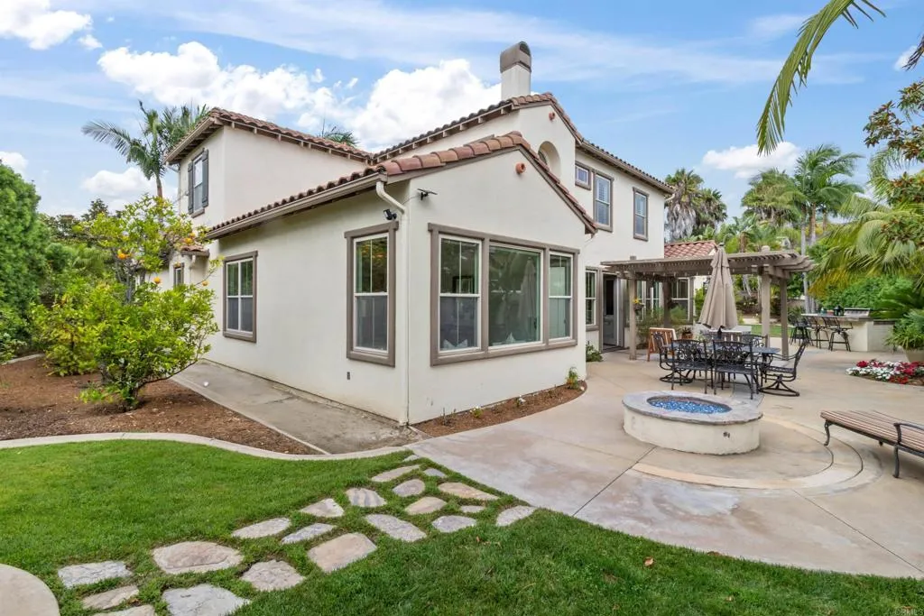 https://cdn.realtyfeed.com/cdn/127/306528992/ca611ecb2b567727224455799f9f7263.webp