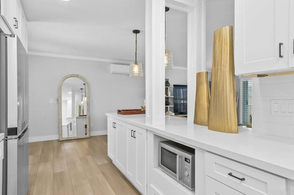 https://cdn.realtyfeed.com/cdn/127/306529022/c6cf183488686b13df1f8aa0e09e9160.webp