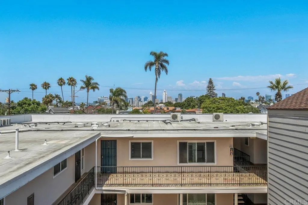 https://cdn.realtyfeed.com/cdn/127/306529022/f34e2dde01ad60578f93c5c674cb890d.webp