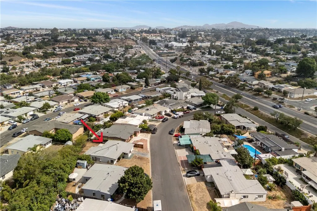 https://cdn.realtyfeed.com/cdn/127/306529109/17a85fd34baaf067e450773b897a526f.webp