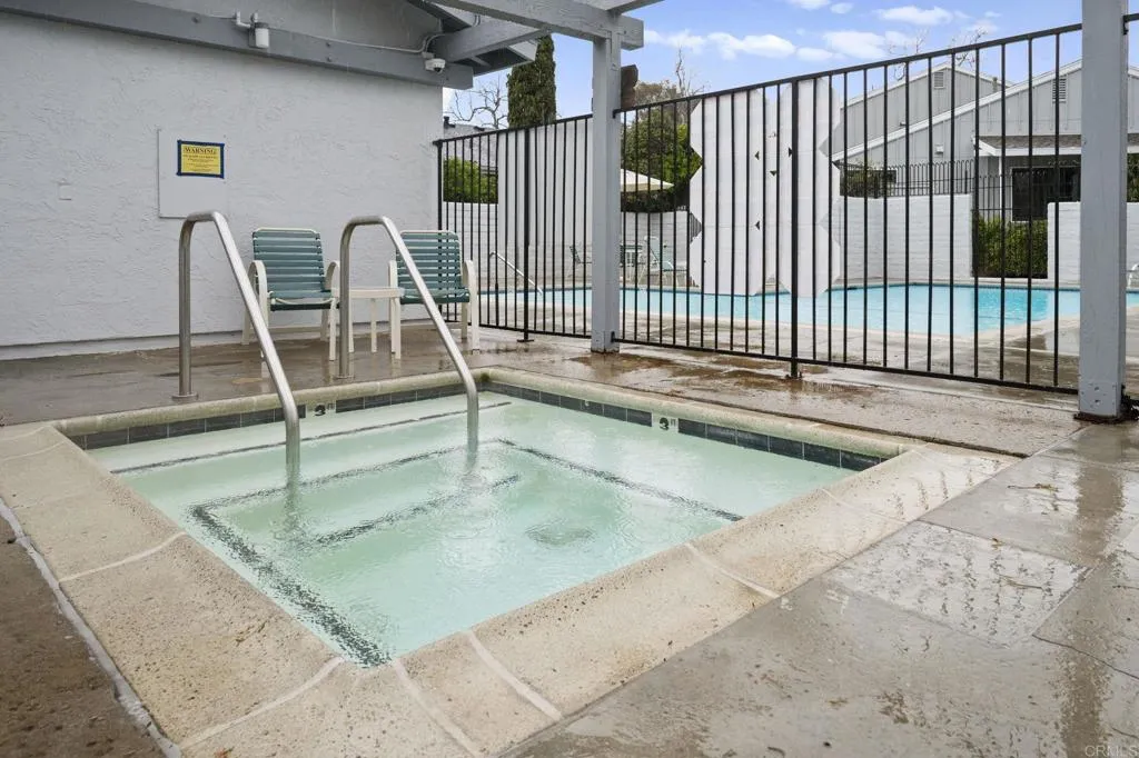 https://cdn.realtyfeed.com/cdn/127/306529136/5d4d37f07bd324b38c3e116eb7e06032.webp