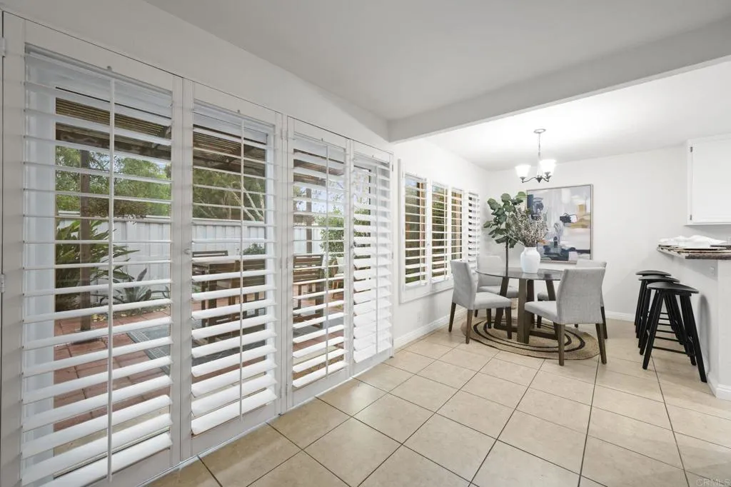 https://cdn.realtyfeed.com/cdn/127/306529136/608645106e3b037fa2f43a928c348fcb.webp