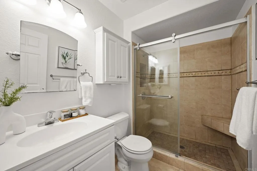 https://cdn.realtyfeed.com/cdn/127/306529136/e41d509edba54b315d33f62ddaeda8ab.webp