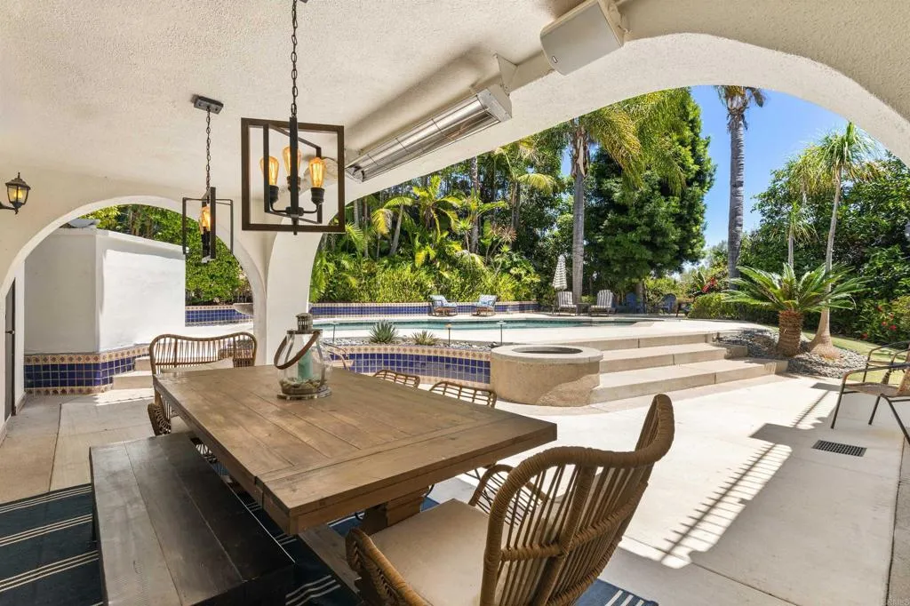 https://cdn.realtyfeed.com/cdn/127/306529138/82a6f07ee7f690a08422ed083f58d6e0.webp