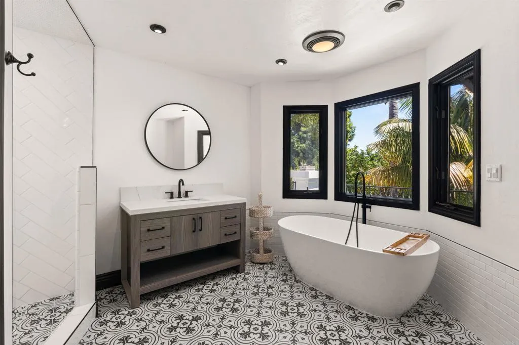 https://cdn.realtyfeed.com/cdn/127/306529138/e4b59b024c4e8807ae3c8db40da4dd9b.webp