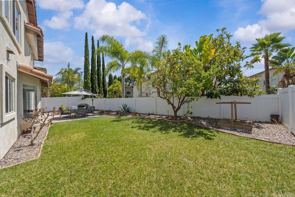 https://cdn.realtyfeed.com/cdn/127/306529144/26611e711c477d9b62b18ce7e7604bb4.webp