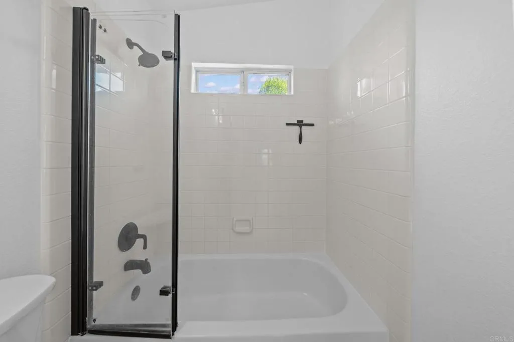 https://cdn.realtyfeed.com/cdn/127/306529144/2a2c6880b5848d2edbd37155ce971093.webp