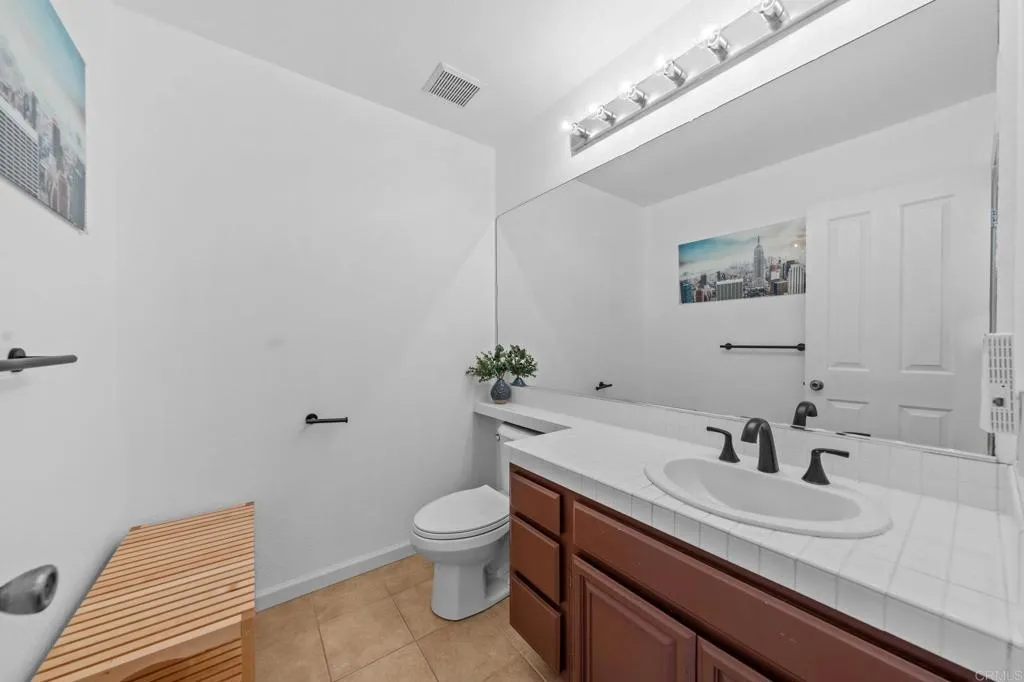 https://cdn.realtyfeed.com/cdn/127/306529144/9c263385ba8d45a17c46b310e1216ce7.webp
