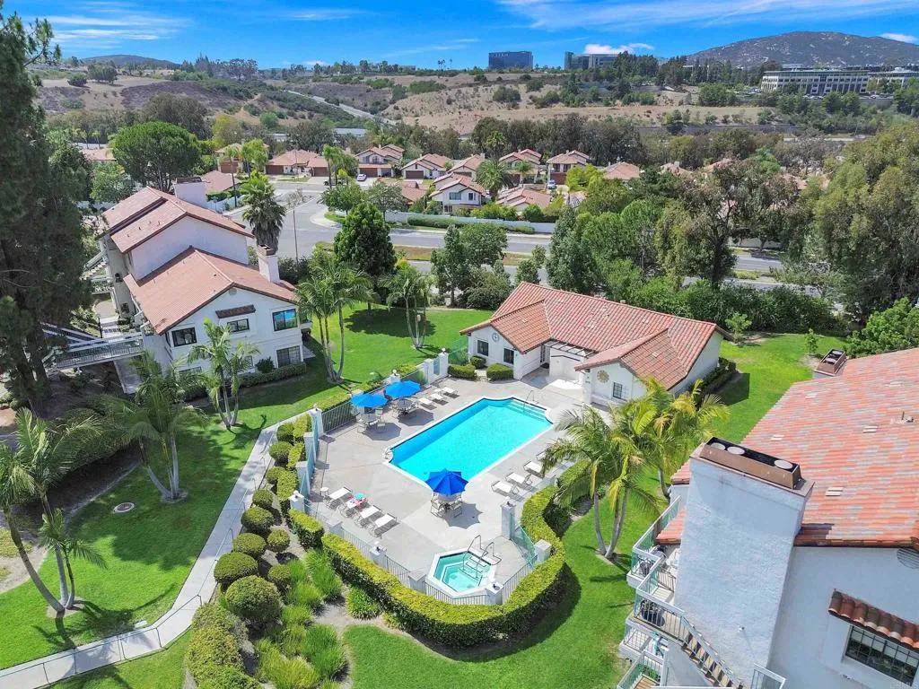 https://cdn.realtyfeed.com/cdn/127/306529161/4f6f7c988ef34f81b7dd42b8dfccc97a.webp