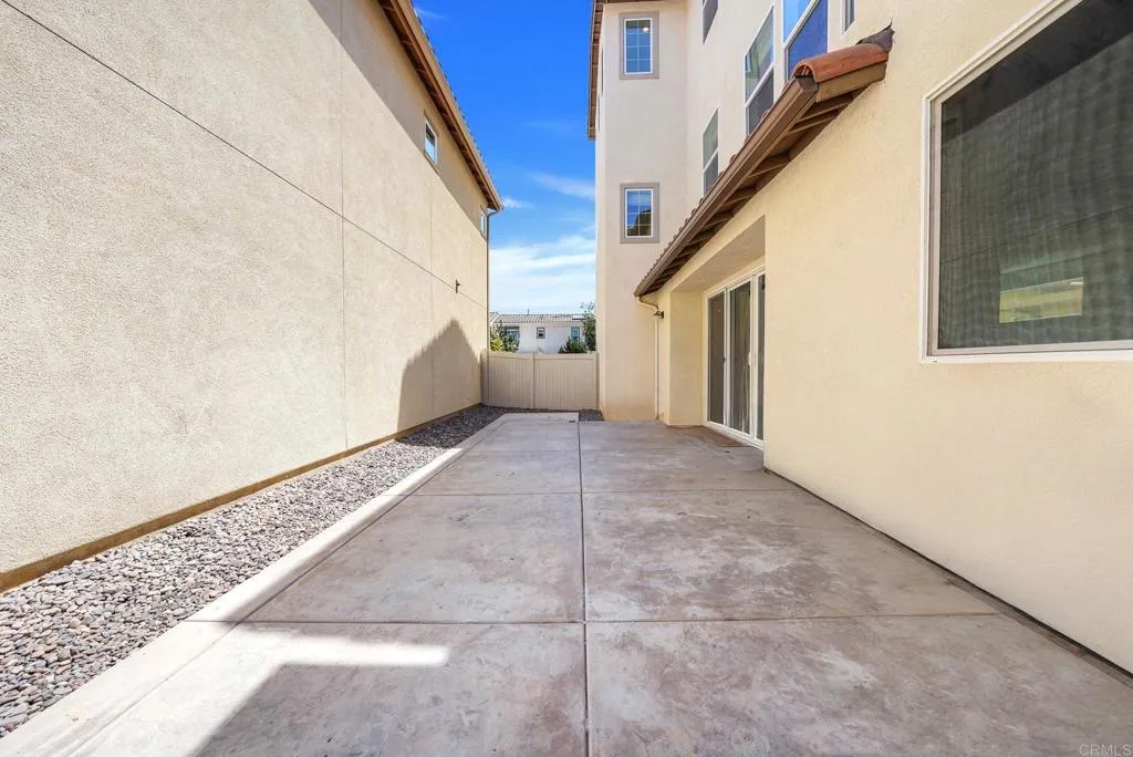 https://cdn.realtyfeed.com/cdn/127/306529167/00d7d0ef4e296366b58aefe5d0f722b3.webp