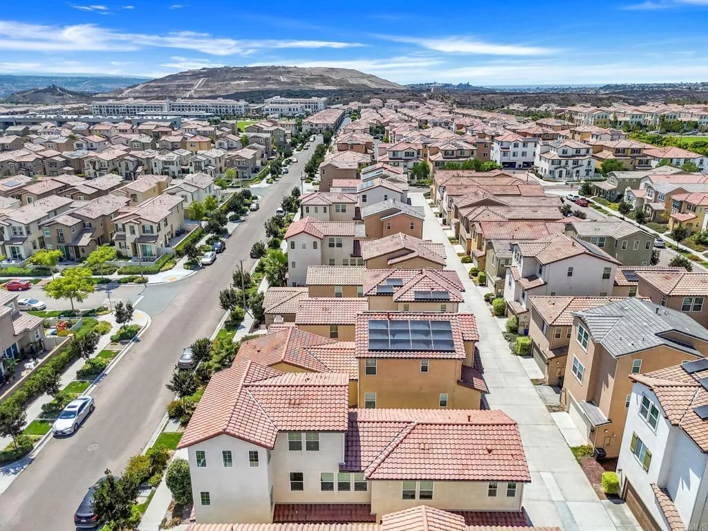 https://cdn.realtyfeed.com/cdn/127/306529167/a964d5a0c6346831c0e3f7989341b1cd.webp