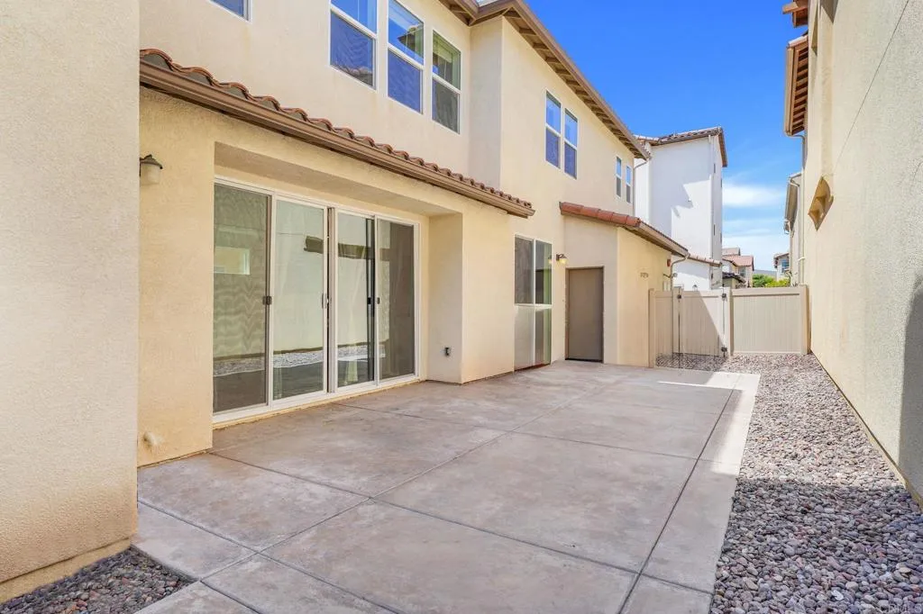 https://cdn.realtyfeed.com/cdn/127/306529167/c8b139d556807808ca8b0630a53b40bd.webp
