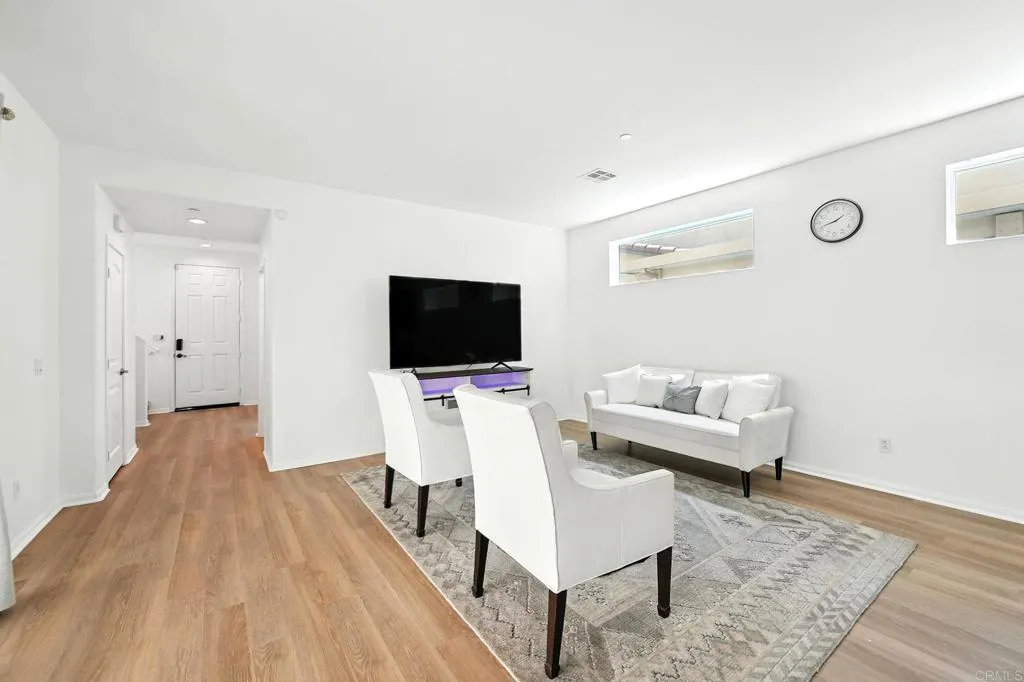 https://cdn.realtyfeed.com/cdn/127/306529167/f6443e3b67b7c89233baa15a49abc07a.webp