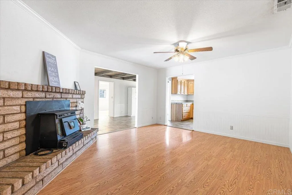 https://cdn.realtyfeed.com/cdn/127/306529178/35c0102ffbff7eb55e5d97aab4dea0ef.webp